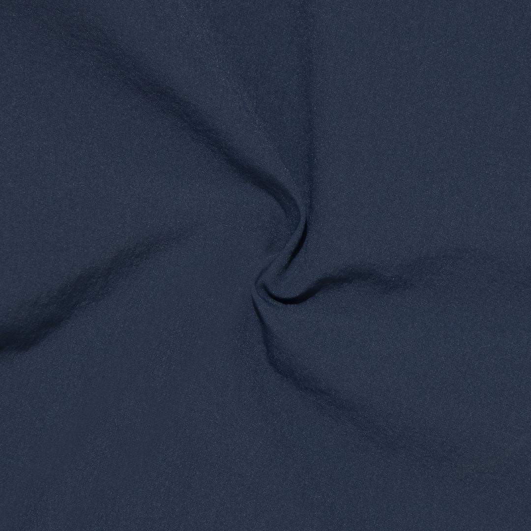 Atlas Short 7 Navy close up fabric