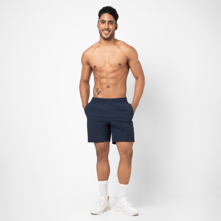 Atlas Short 7 Navy full body on model