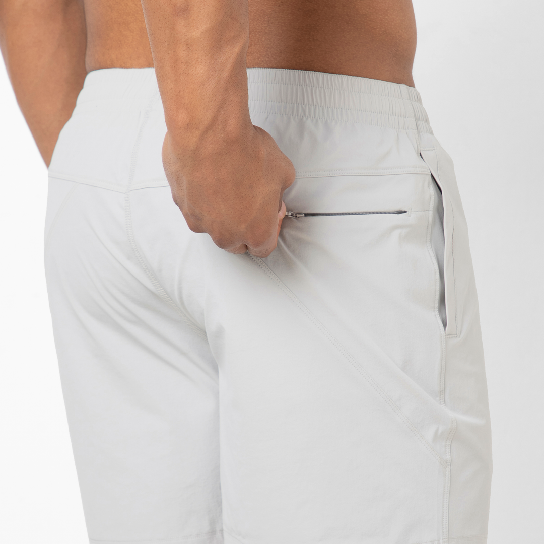 Atlas Short 5 Grey close up back zipper pocket on model