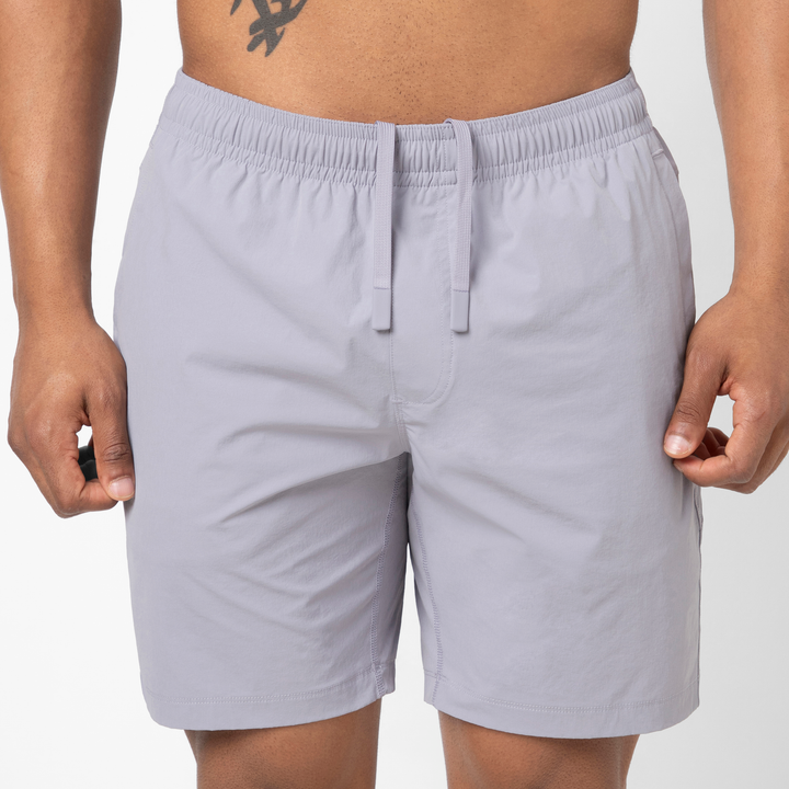 Atlas Short 7 Cloud Purple close up front on model