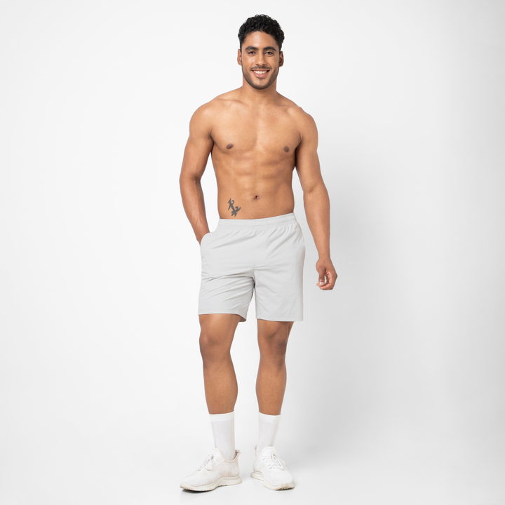 Atlas Short 7 Grey full body on model