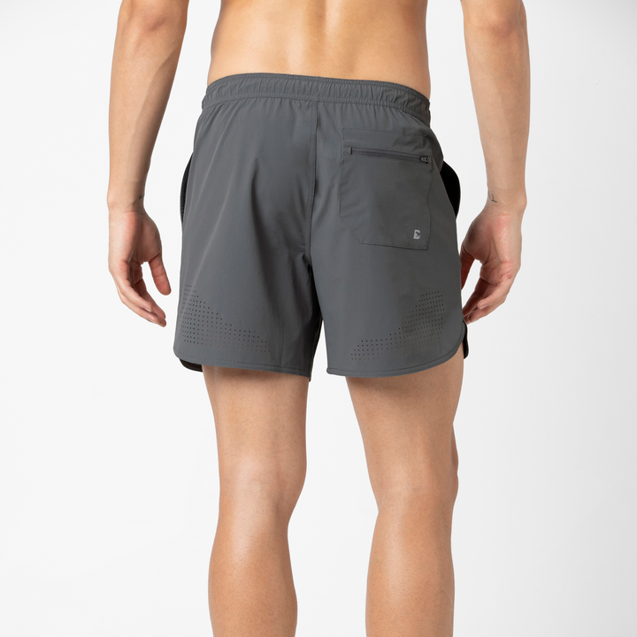 Echo Short 5 Grey Back on Model