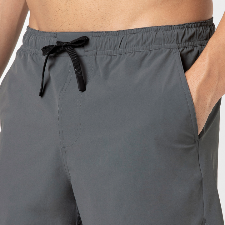 Echo Short 5 Grey Close up Front on Model