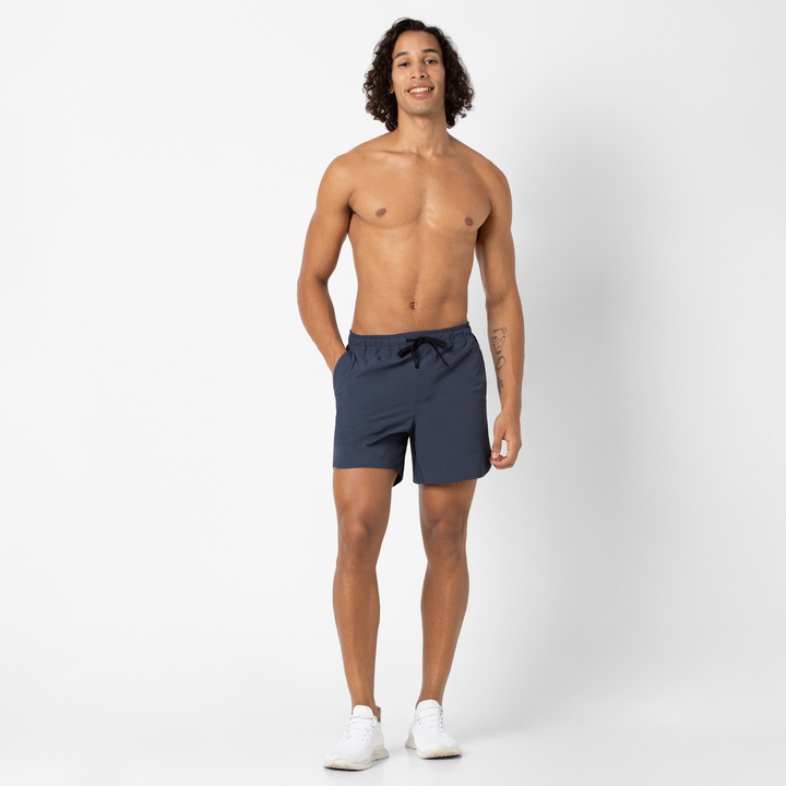 Echo Short 5 Navy Full Body on Model