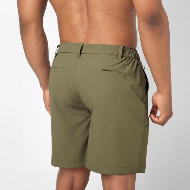 Hybrid Short 7 Fern back on model