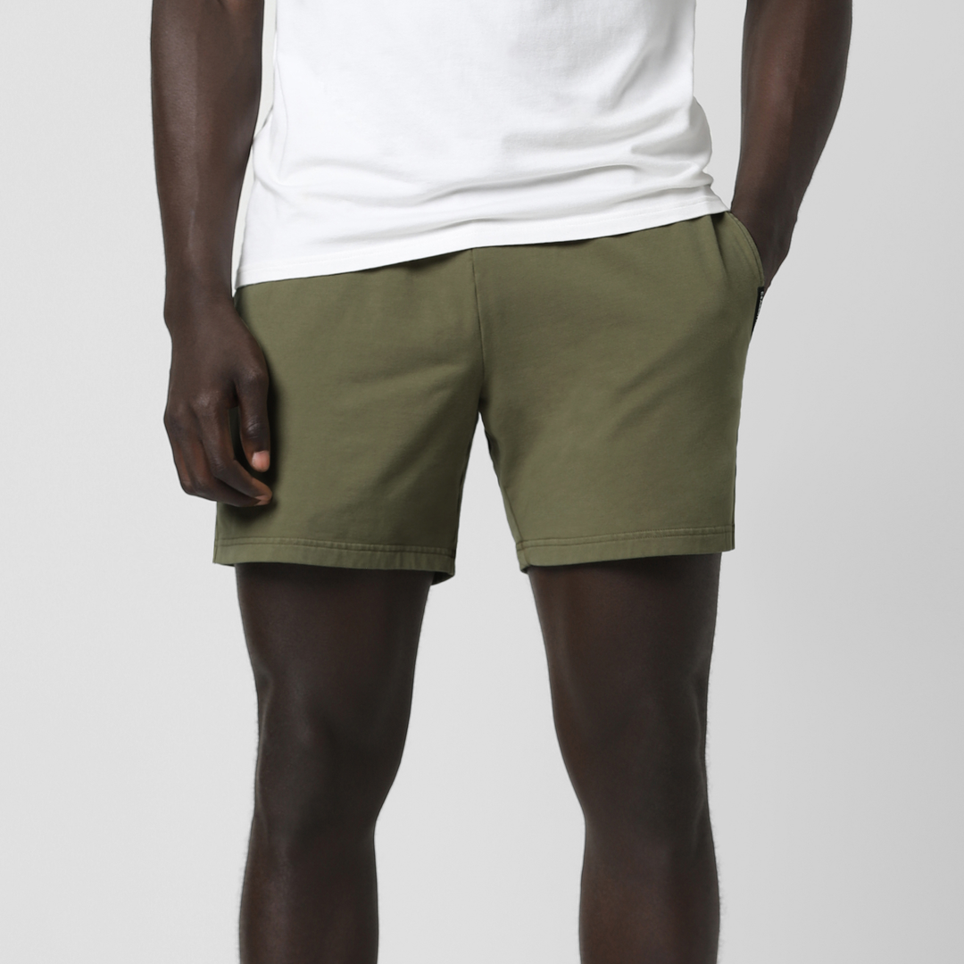 Loft Short 5.5" Olive front on model