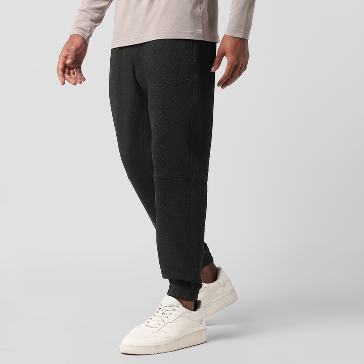 Roam Jogger Black left side on model