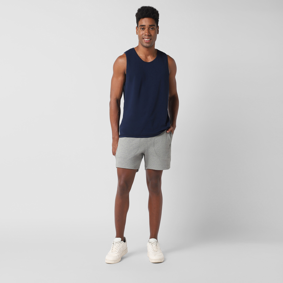 Roam Short 5.5" Heather Grey full body on model