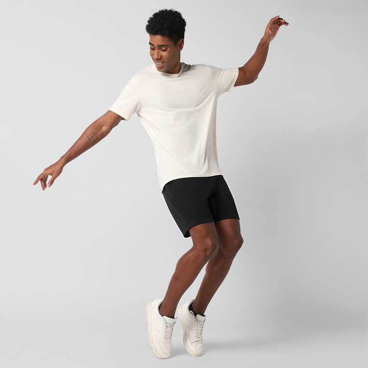 Roam Short 7" Black full body on model