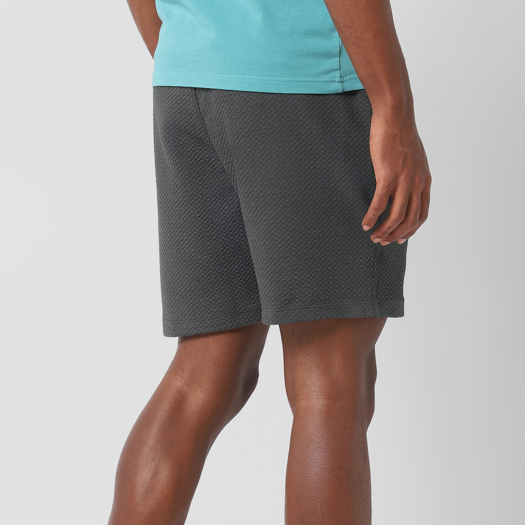 Roam Short 7" Coal back on model