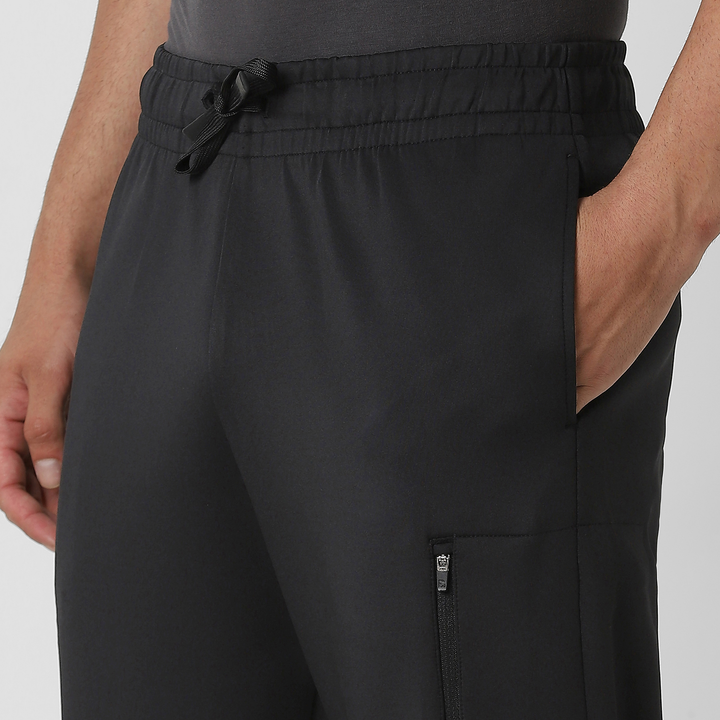Scuba Jogger Black close up left pocket on model
