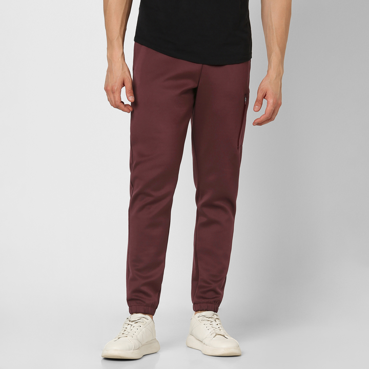 Scuba Jogger Maroon front on model