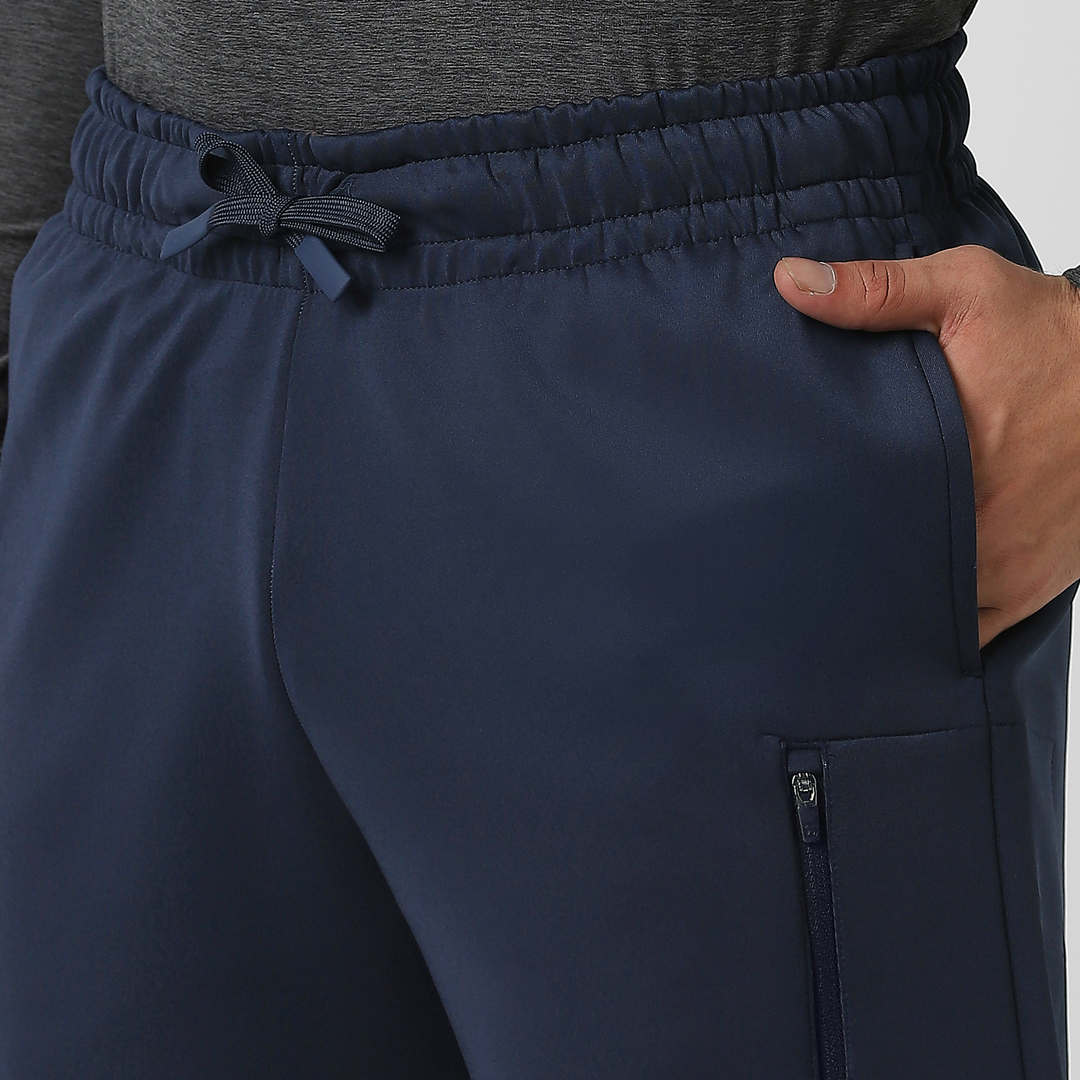 Scuba Short Navy close up left pocket on model