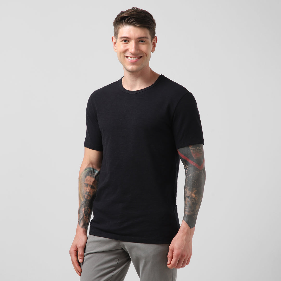 Slub Tee Black front side on model