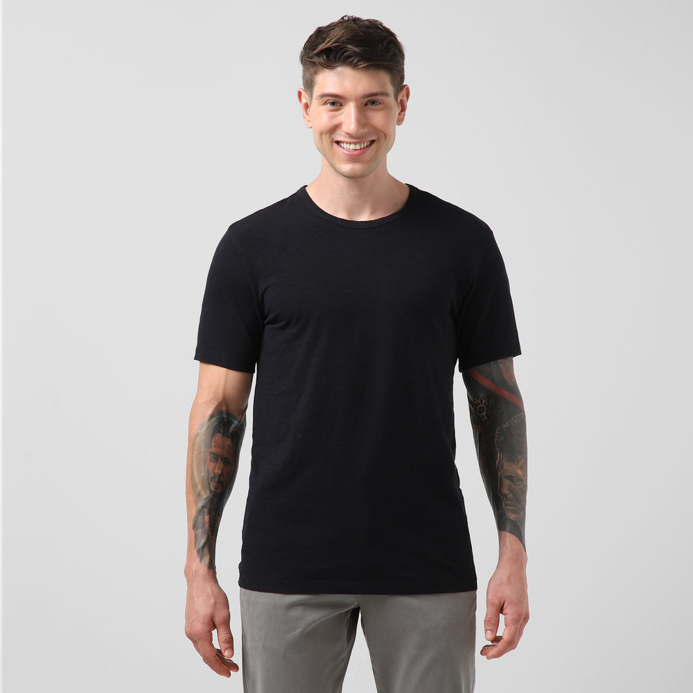 Slub Tee Black front on model