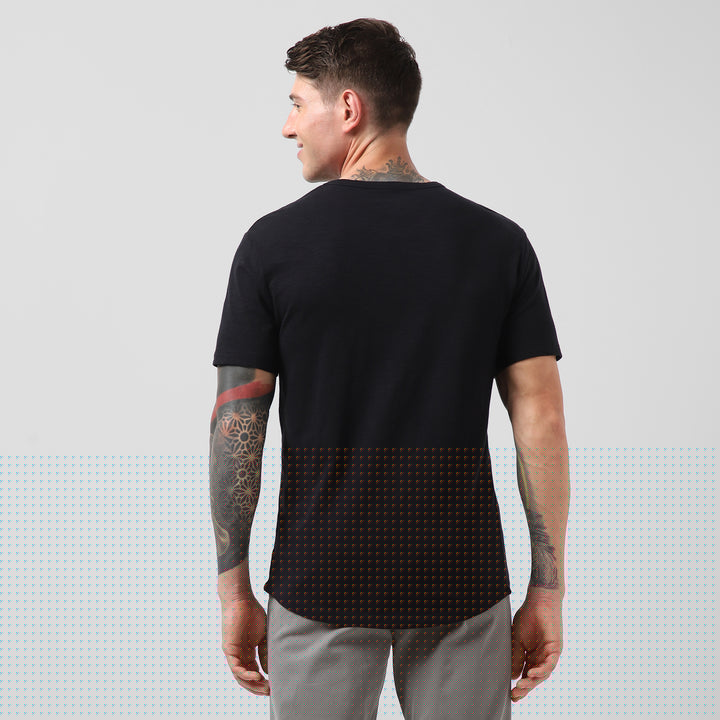 Slub Tee Black back on model