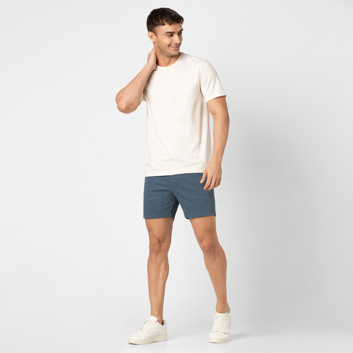 Stretch Chino Short 5" Flint full body on model