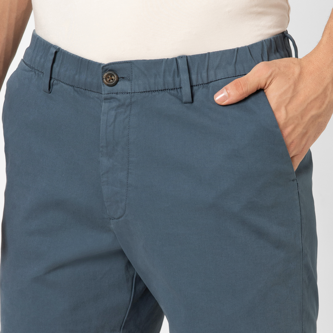 Stretch Chino Short 5" Flint close up front on model