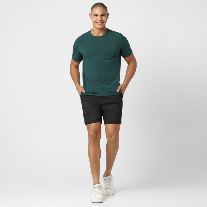 Stretch Chino Short 7" Black full body on model