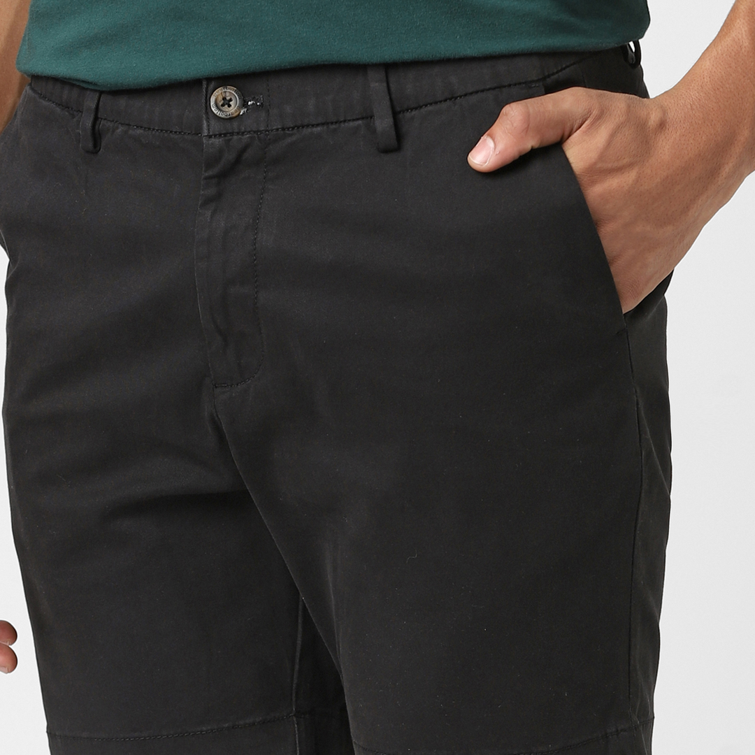 Stretch Chino Short 7" Black close up front on model