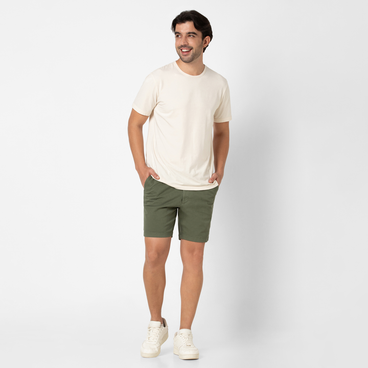 Stretch Chino Short 7" Fern full body on model