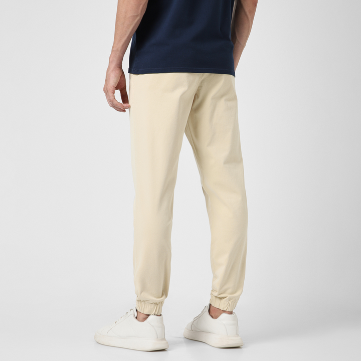 Stretch Jogger Sand Dune back on model