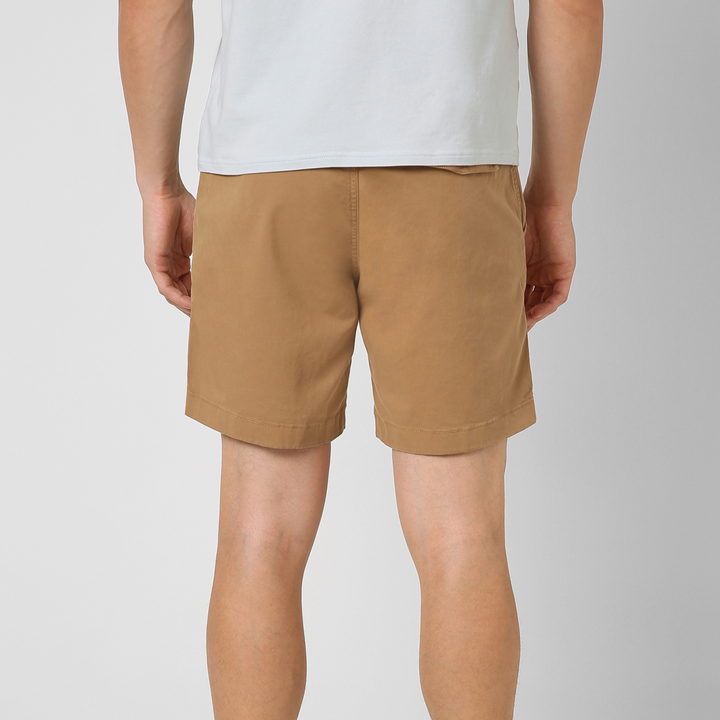 Stretch Short 7" Camel back on model
