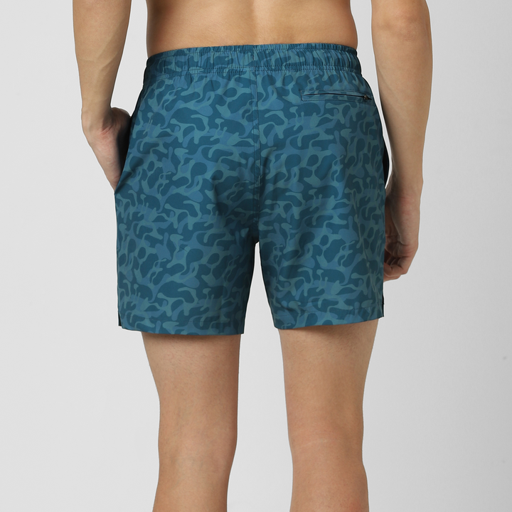 Stretch Swim 5.5" Ripple back on model