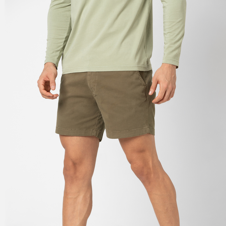 Stretch Short 5 Desert side on model