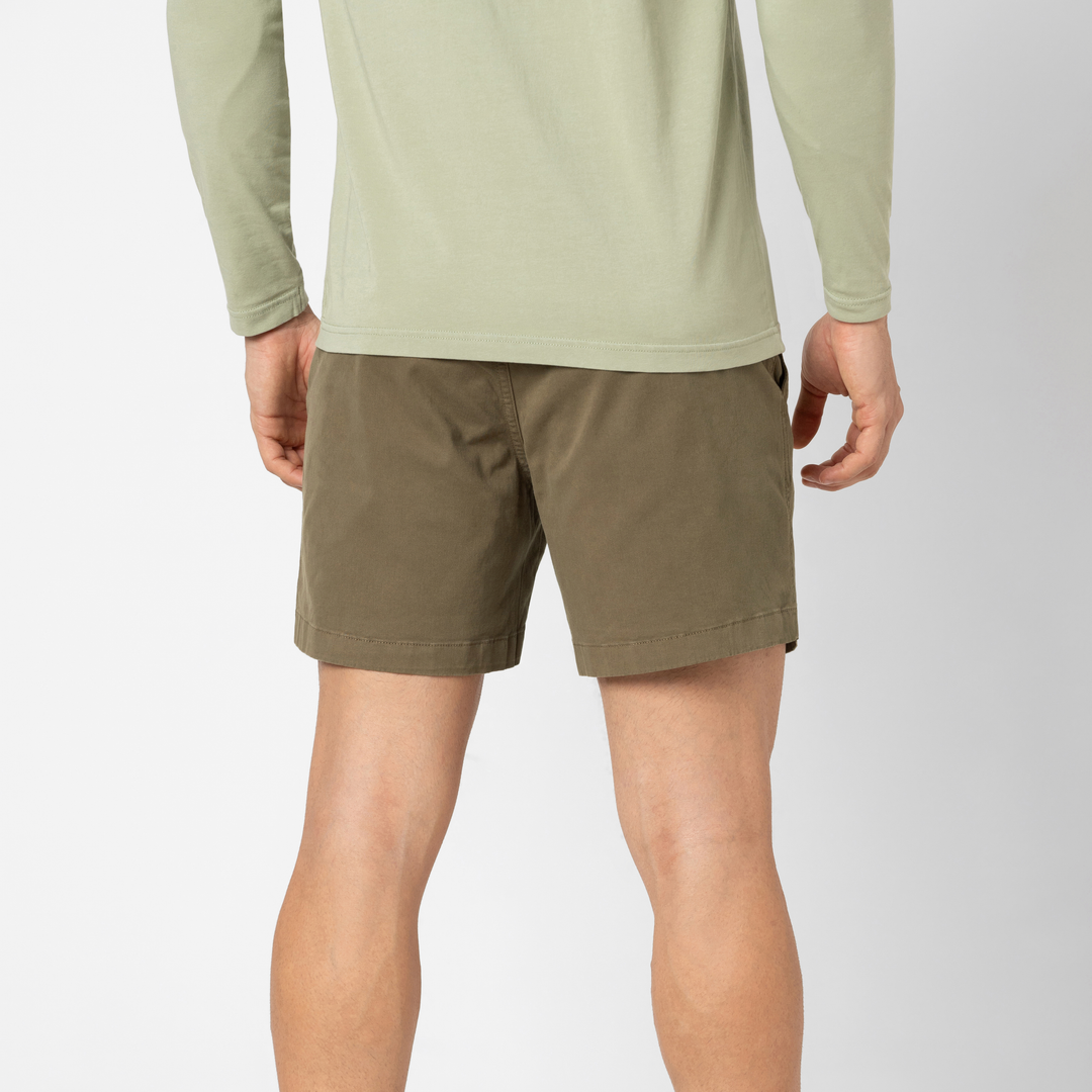 Stretch Short 5 Desert back on model