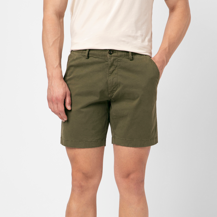 Stretch Short 7 Crocodile front on model
