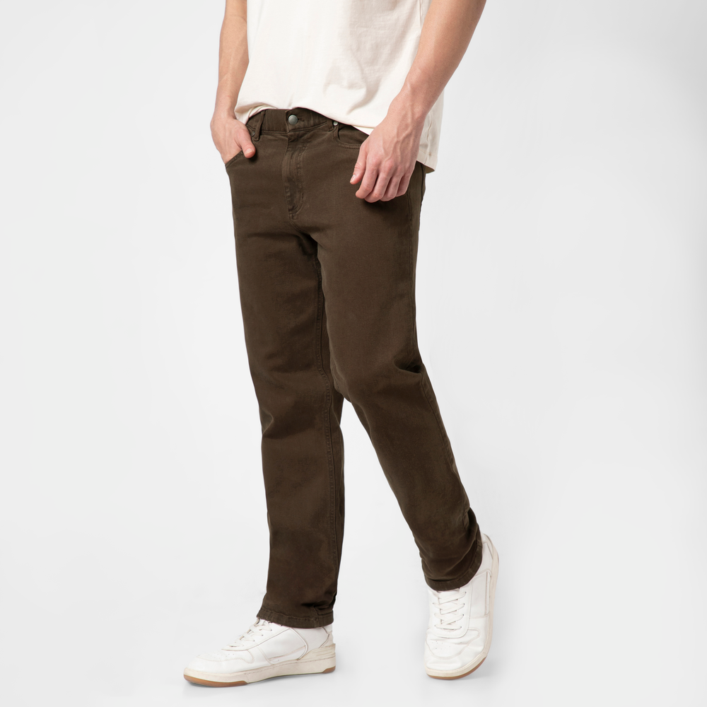 Stretch Travel Jean Cocoa side on model
