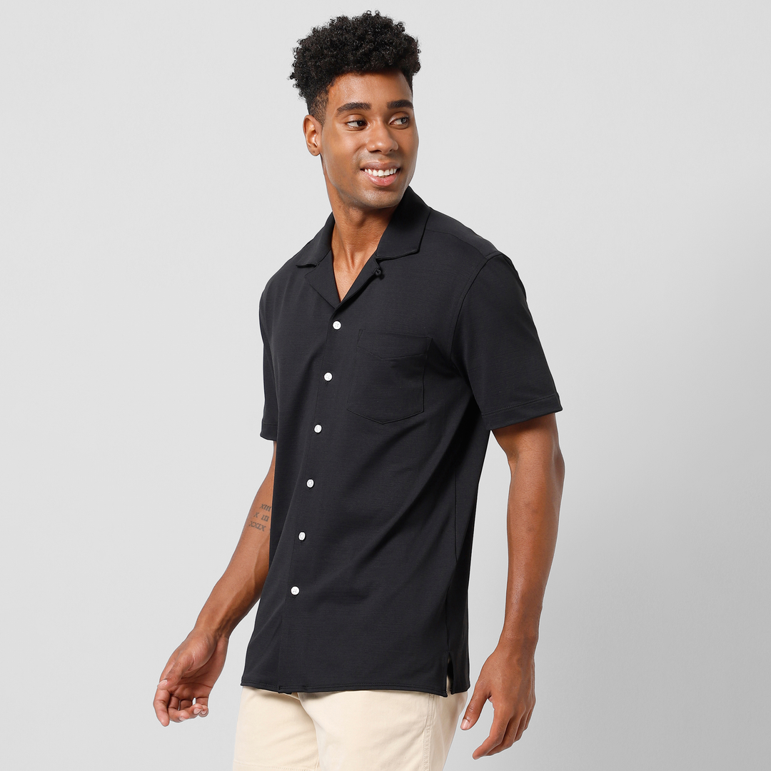 Villa Camp Collar Shirt Black left side on model