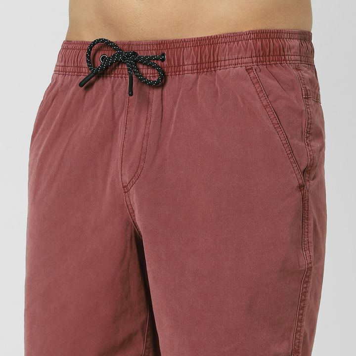 Volley Short 7" Burgundy close up front on model