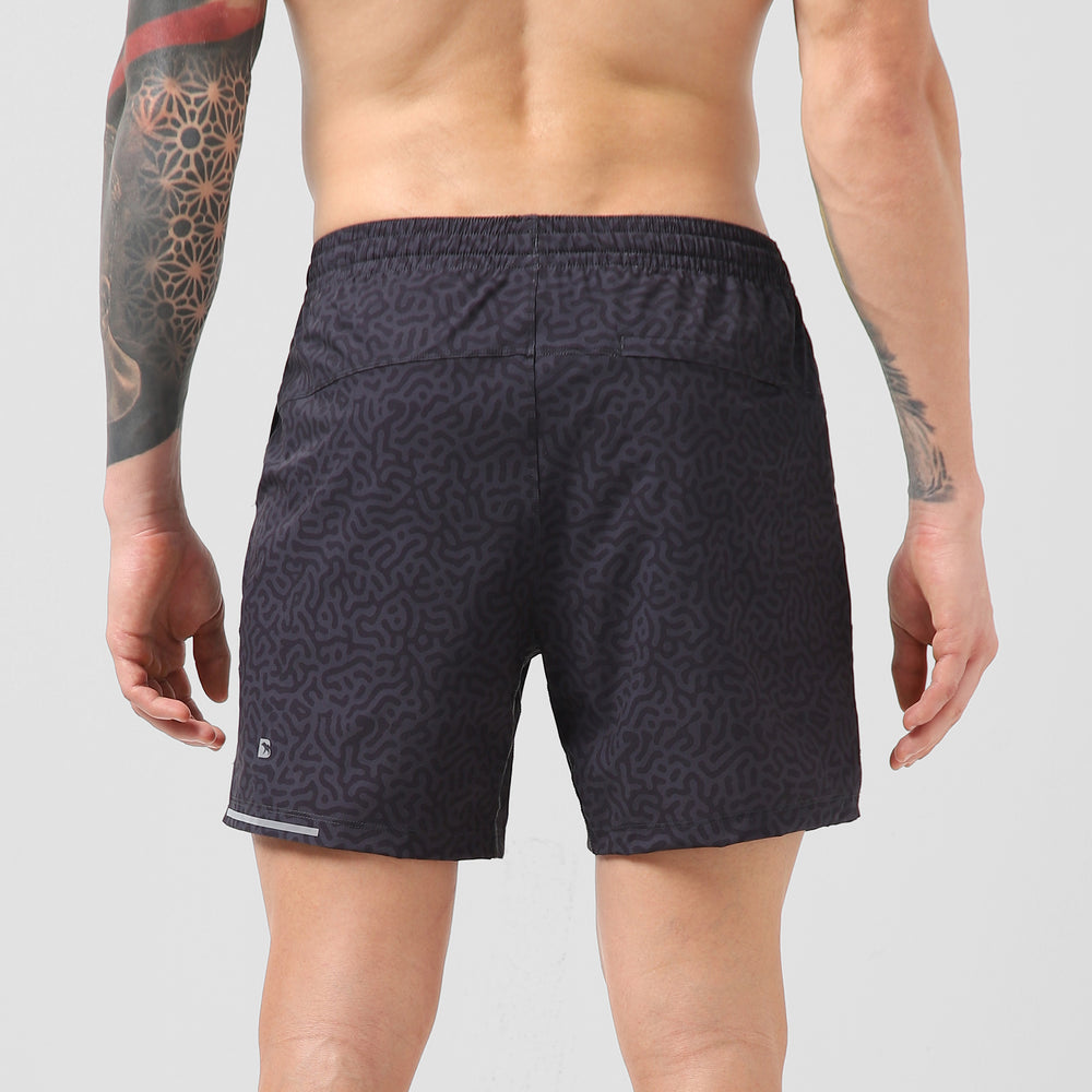 Run Short 5.5" Maze Navy back on model